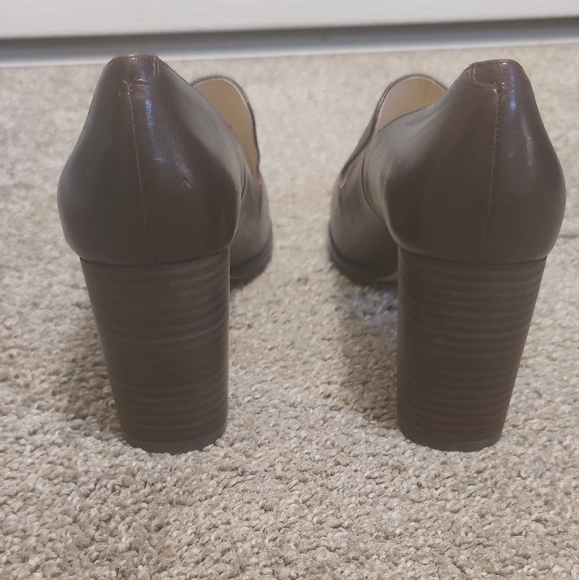 Dark brown heels - Picture 4 of 5